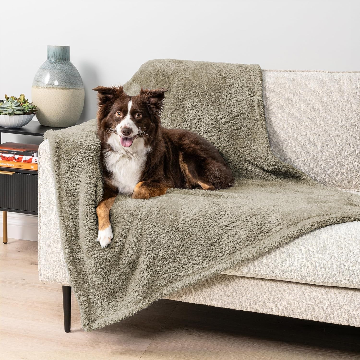 Ultimate Waterproof Dog Blanket - Reversible Sherpa Throw for Cozy Comfort and Furniture Protection (Taupe Camel, 24X32)